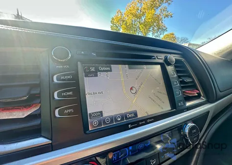 2018 Toyota Highlander Se из США, поврежденный, VIN 5TDKZRFH6JS283003